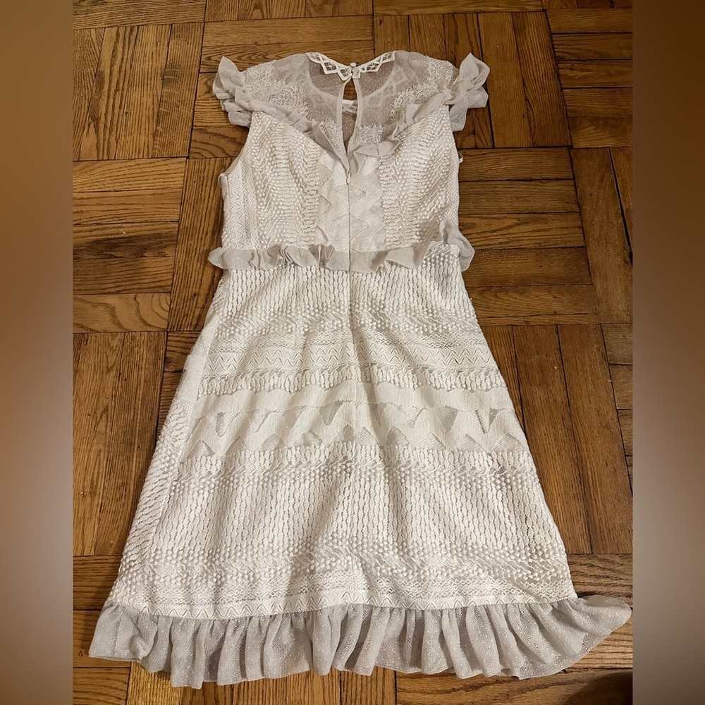 Three Floor Revolve Off White Lace Ruffle In Line Dress Size Small - Picture 9 of 11
